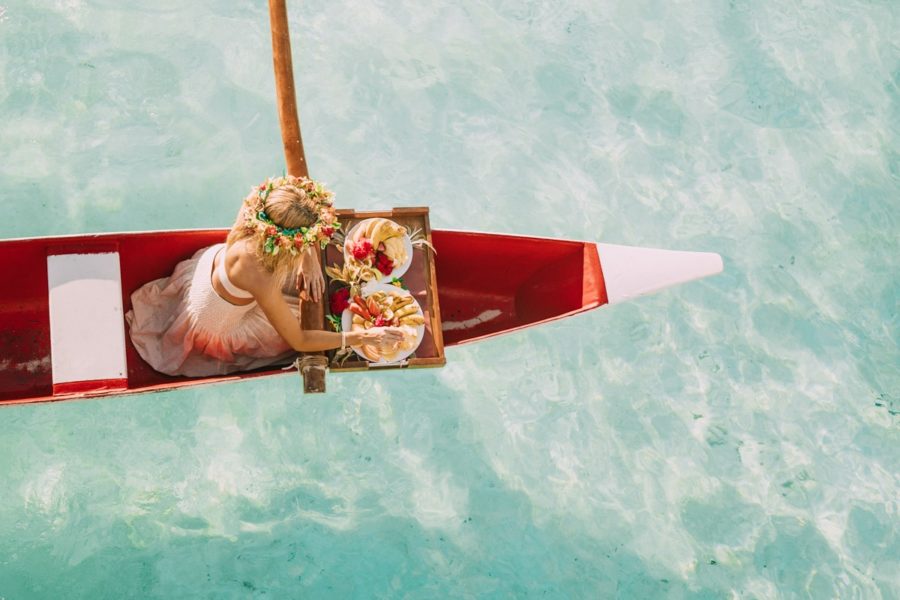 Amber Fillerup Visits French Polynesia!!